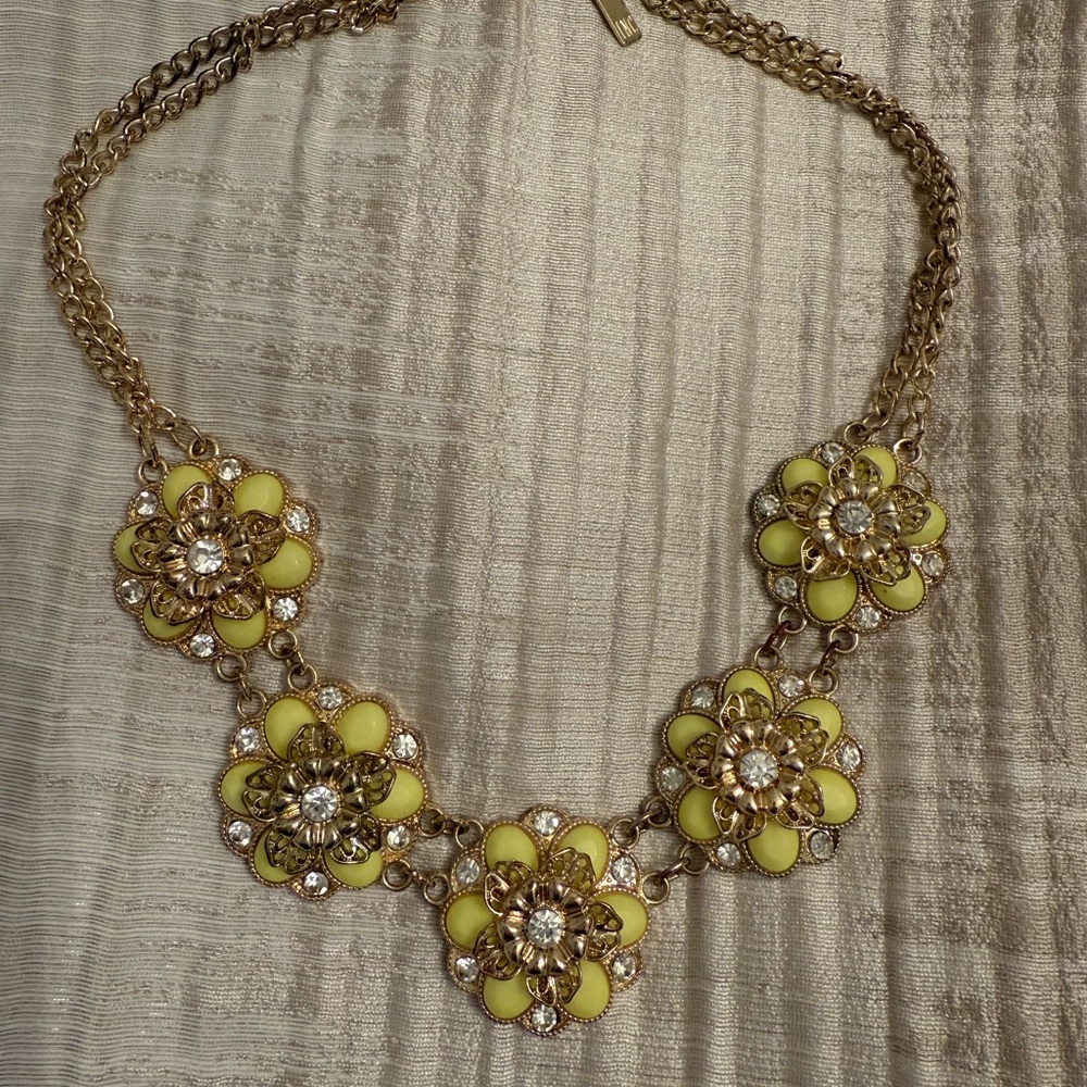 INC International Concepts Yellow Floral Necklace and elastic bracelet set